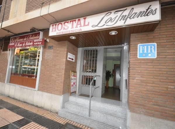 Hostal Los Infantes Salamanca Exteriör bild